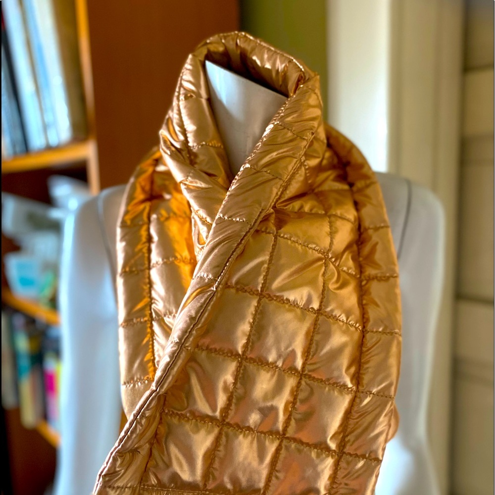 Wild Fable quilted scarf